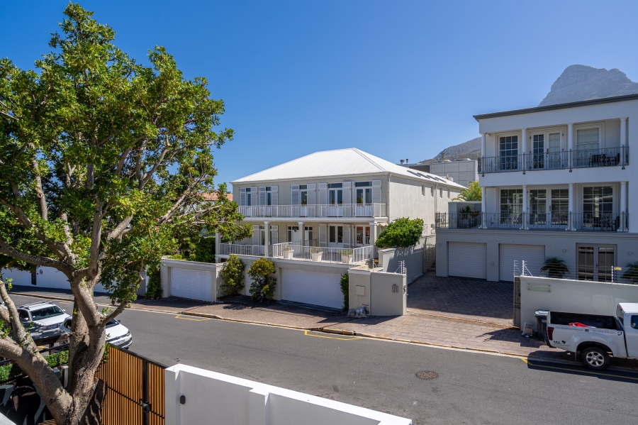 3 Bedroom Property for Sale in Camps Bay Western Cape